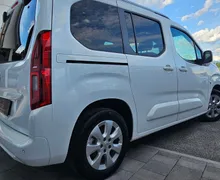 Zunanja slika - Opel Combo - 1.5 CDTI-Life-AUT. Le 125.000km-ODLIČEN-LED-Start- - 9 - Predogledna slika