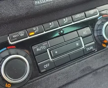 Zunanja slika - Volkswagen Passat - 2.0 TDI CC R-LINE BI-XENON-PANORAMA-ALU PLATIŠČA - 17 - Predogledna slika