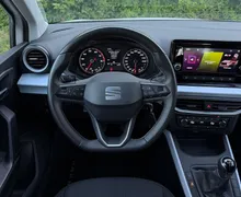 Notranja slika - Seat Arona - 1.0 TSI|110ks|1.lastnica|SLO|kot nov|FINANCIRANJE - 11 - Predogledna slika