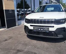 Zunanja slika - Jeep Avenger - Altitude 1.2 E-DCT6 MHEV 100 - 2 - Predogledna slika