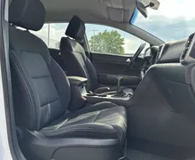 Notranja slika - KIA Sportage - 1.6 GDI LX Active ISG - 20 - Predogledna slika