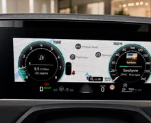 Notranja slika - Volkswagen Passat - R-Line SLO.DSG.MAX OPREMA. PANORAMA. MASAŽA - 10 - Predogledna slika
