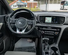 Notranja slika - KIA Sportage - AWD 2,0 CRDI GT-Line ISG Avt. - 10 - Predogledna slika
