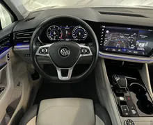 Notranja slika - Volkswagen Touareg - V6 TDI Elegance|4Motion|Zračno|ACC|Kamera|Memory| - 10 - Predogledna slika