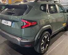 Zunanja slika - Dacia Duster - Extreme 130MHEV + 4 leta servisov - 4 - Predogledna slika