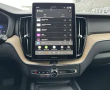 Notranja slika - Volvo XC60 - B5 P AWD Plus Dark Avt. - 16 - Predogledna slika