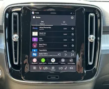 Notranja slika - Volvo XC40 - B3 P Plus Dark Avt. - 16 - Predogledna slika