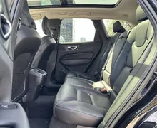 Notranja slika - Volvo XC60 - B5 P AWD Plus Dark Avt. - 11 - Predogledna slika