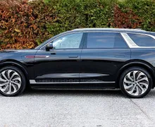 Zunanja slika - Hongqi E-HS9 - Luxury 120 kWh Long range AWD - 6 - Predogledna slika