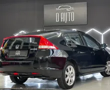 Notranja slika - Honda Insight - 1.3 HYBRID AVTOMATIK KLIMA TEMPOMAT NOVE Z. GUME.. - 8 - Predogledna slika