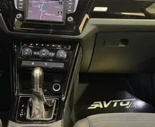 Notranja slika - Volkswagen Touran - 2.0 TDI-R-LINE-DSG-LED-KAMERA-NAVI-PDC-RADAR TEM - 12 - Predogledna slika