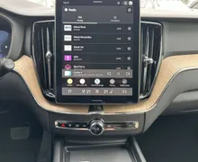 Notranja slika - Volvo XC60 - B5 P AWD Plus Dark Avt. - 16 - Predogledna slika