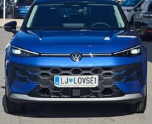Zunanja slika - Volkswagen T-Roc - 1.5 eTSI Life DSG 110  150  ||OGROMNO OPREME||... - 1 - Predogledna slika