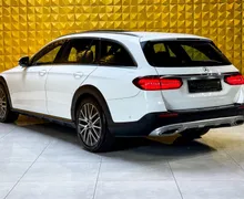 Notranja slika - Mercedes-Benz E-Razred - E400d 4MATIC-All Terrain-ZRACNO-PANO-WIDESCREEN... - 7 - Predogledna slika