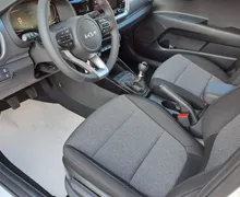 Zunanja slika - KIA Stonic - 1.2 DPI 57.9 kW  79 KM  LX Urban+ M T - 4 - Predogledna slika