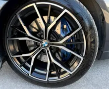 Notranja slika - BMW serija 5: - M550i xDrive Avt. - 11 - Predogledna slika