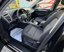 Notranja slika - Audi Q5 - quattro 2.0 TDI ROČNI VLEČNA KLJUKA - 7 - Predogledna slika