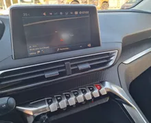 Notranja slika - Peugeot 3008 - 1.6 BlueHDI NA KREDIT BREZ POLOGA - 11 - Predogledna slika