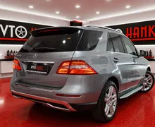 Notranja slika - Mercedes-Benz ML-Razred - ML 350 BlueTEC 4MATIC-SPORT.1.LASNIK.DO 7 LET... - 8 - Predogledna slika