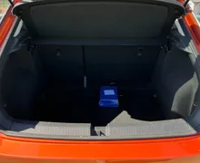 Zunanja slika - Volkswagen T-Roc - 1.6 TDI BMT 2X PDC. NAVI. SAMO 88.645 KM. - 8 - Predogledna slika