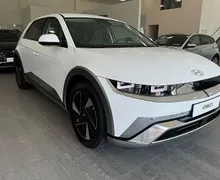 Zunanja slika - Hyundai Ioniq 5 - 168kW FL PREMIUM 84kWh Toplotna črpalka El. kljuke - 2 - Predogledna slika