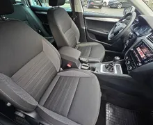 Zunanja slika - Škoda Octavia - 1.6 TDI STYLE ALU PLATIŠČA-PDC-NAVIGACIJA - 13 - Predogledna slika