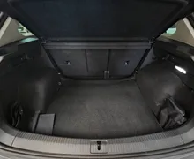 Notranja slika - Volkswagen Tiguan - 2.0 TDI BMT Life - 10 - Predogledna slika