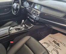 Zunanja slika - BMW Serija 5 - Touring: 525d-AVT-MODIFICIRAN-NAVI-KAMERA-USNJE-XENON-KR - 11 - Predogledna slika