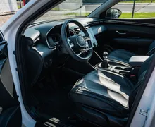 Notranja slika - Hyundai Tucson - 1,6 T GDI Style - 9 - Predogledna slika