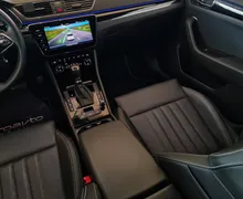 Notranja slika - Škoda Superb - Combi 2.0 TDI L K Laurin Klement•Tovarniš. jamstvo - 11 - Predogledna slika
