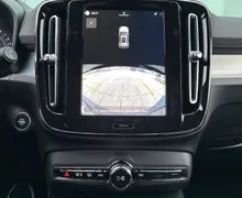 Notranja slika - Volvo XC40 - B3 P Core AT DCT 3 leta garancije + 3 servisi - 16 - Predogledna slika