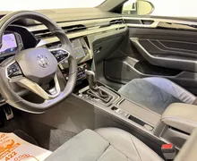 Notranja slika - VW Arteon Shooting Brake - 2.0 TDI-R LINE-4X4-PANORAMA-ACC-VIRTUAL-KAMERA-F1 - 10 - Predogledna slika