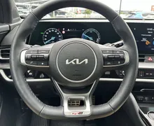 Notranja slika - KIA Sportage - 2WD 1.6 T-GDI HEV GT-Line Avt... - 14 - Predogledna slika
