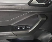 Notranja slika - Volkswagen T-Roc - 2.0 TDI Style DSG - IQ Light.virtual.kamera.asist - 17 - Predogledna slika