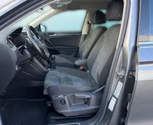 Notranja slika - Volkswagen Tiguan - 2.0 TDI BMT Highline-SLO-1.lastnik-LED High-ACC... - 7 - Predogledna slika