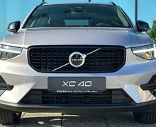 Zunanja slika - Volvo XC40 - B3 P Plus Dark AT DCT - 2 - Predogledna slika