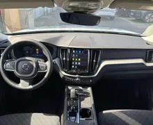 Notranja slika - Volvo XC60 - VOLVO  B4D Core Avt. LED-KAMERA-GRETJE... - 15 - Predogledna slika