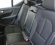 Zunanja slika - Volvo XC40 - 2.0 TD °AUTOMATIC° °FULL-LED° °18-COL° °KAMERA° - 11 - Predogledna slika