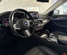 Notranja slika - BMW serija 5 Touring: - 40d|xDrive|M|ACC|Laser|HUD|Kamera|TV|Gretje|Klju.. - 7 - Predogledna slika