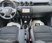 Notranja slika - Dacia Duster - 1.0 Tce 1.LASTNIK+SLO+NAVI+TEMP+KAMERA - 9 - Predogledna slika
