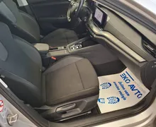 Notranja slika - Škoda Octavia - Combi 2.0 TDI DSG-ACC-NAVI-VIRTUAL-PDC-FULL LED- - 11 - Predogledna slika
