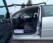 Zunanja slika - Volkswagen Golf - V 1.9 TDI SLO.VOZILO MULTIMEDIJA TEMPOMAT ALU16 - 14 - Predogledna slika