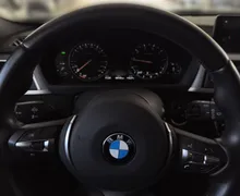 Zunanja slika - BMW Serija 3 - Touring: 318i AVT M SPORT-LED-USNJE-ŠPORTNI SEDEŽI-VIRTU - 11 - Predogledna slika