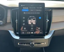 Notranja slika - Volvo XC90 - B5 AWD Plus Bright Avt. 7 sedežev - 19 - Predogledna slika