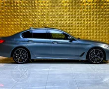 Notranja slika - BMW serija 5: - 520d AUT. M Sport-LED-PANO-VIRTUAL-KAMERA... - 11 - Predogledna slika