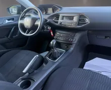 Notranja slika - Peugeot 308 - 1.2 PureTech 110ks ACCESS... - 10 - Predogledna slika