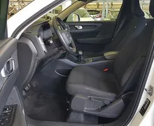 Zunanja slika - Volvo XC40 - T3 Momentum NAVI KAMERA 56.000KM 1.LASTNIK - 8 - Predogledna slika