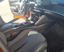 Zunanja slika - Peugeot 2008 - 1.2 PureTech 100 S S Allure PRVI L.. SERVISNA - 8 - Predogledna slika