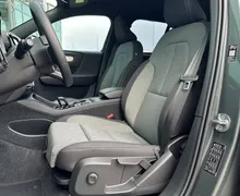 Notranja slika - Volvo XC40 - B3 P Core AT DCT... - 10 - Predogledna slika
