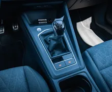 Notranja slika - Volkswagen Golf - 1,0 TSI BMT Life - 11 - Predogledna slika